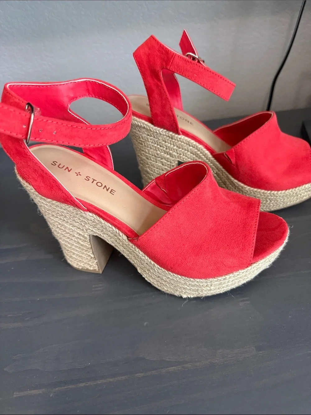 Sun + Stone Coral Red Suede Espadrille Wedge Sandals size 8